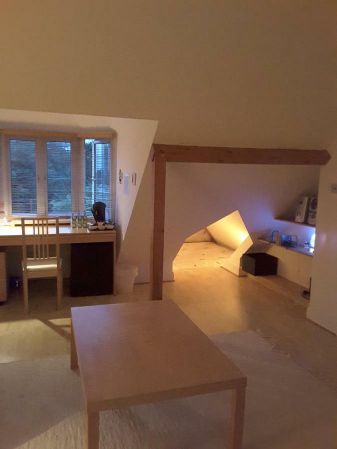 Osterley Studio Room Айсълуърт Екстериор снимка